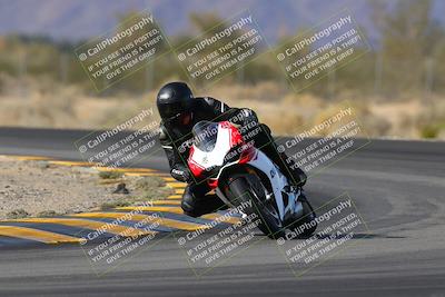 media/Dec-17-2022-SoCal Trackdays (Sat) [[224abd9271]]/Turn 7 Set 1 (1125am)/